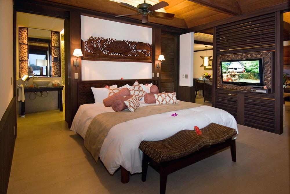 Palau Pacific Resort & The Pristine Villas And Bungalows Koror Exterior photo