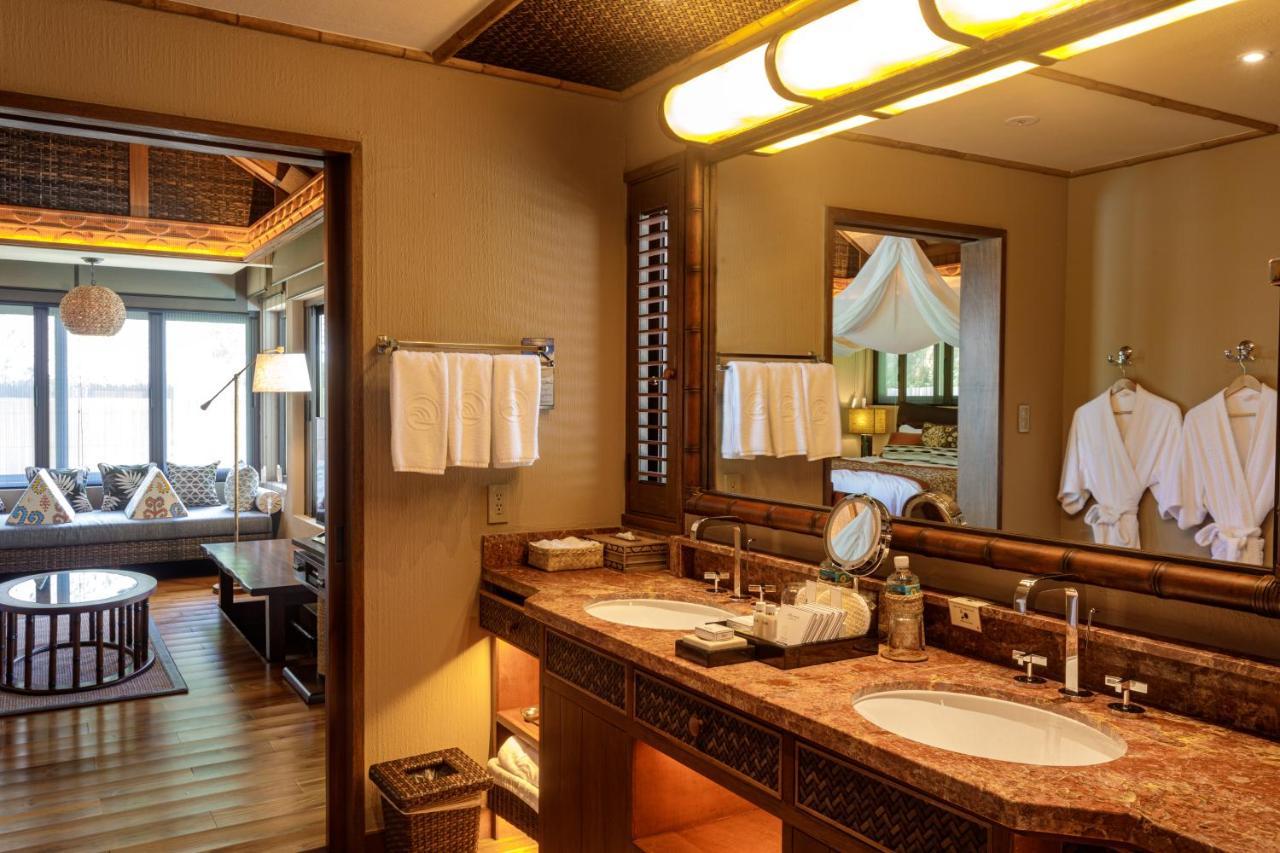 Palau Pacific Resort & The Pristine Villas And Bungalows Koror Exterior photo